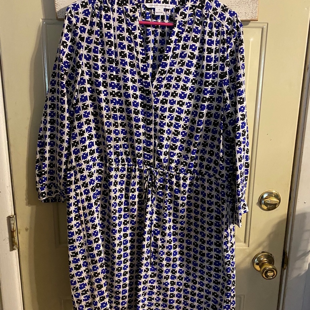 DVF